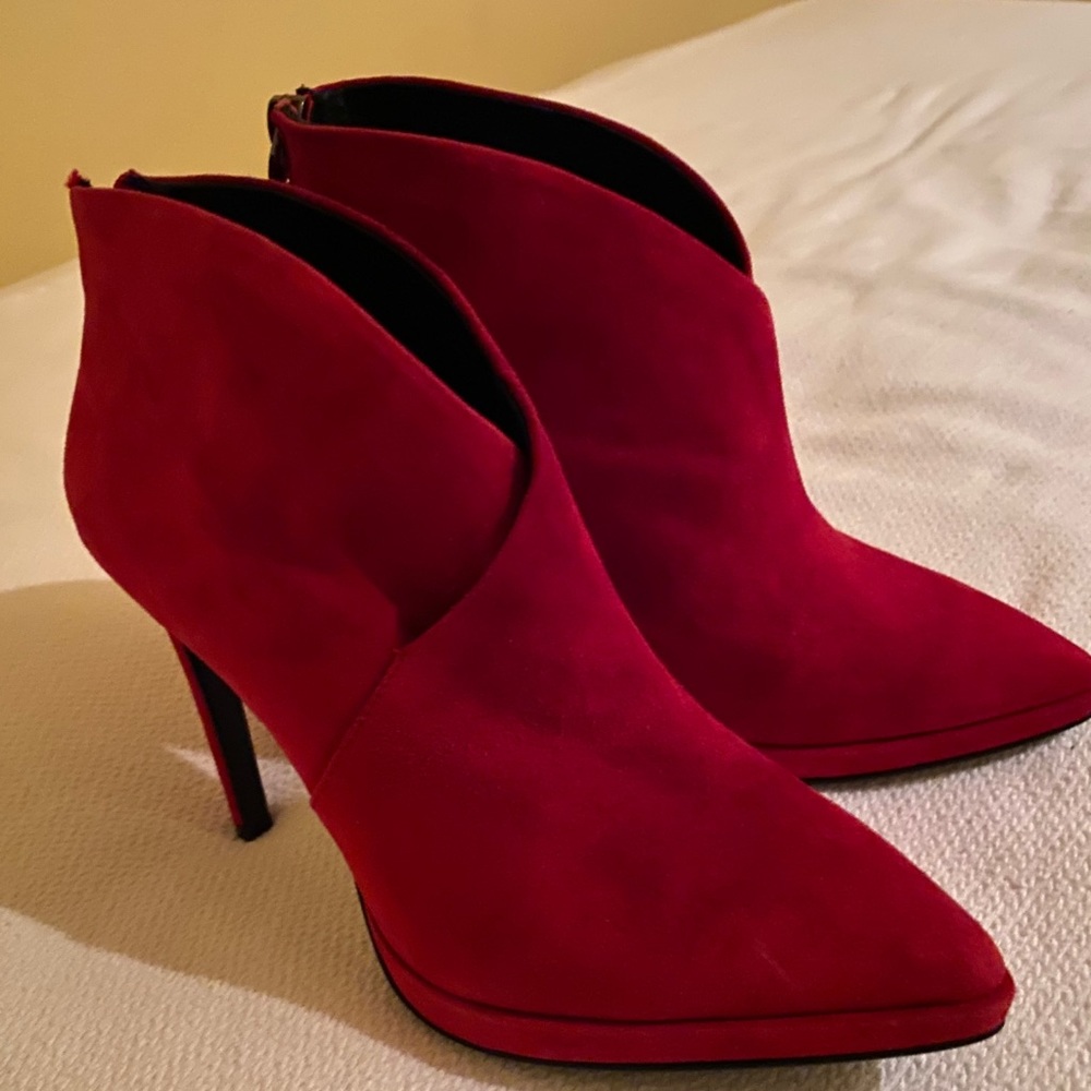 Lola Cruz Red Booties